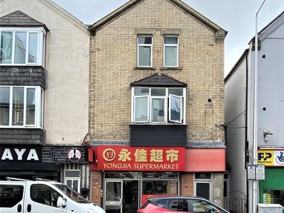 Terraced house for sale in City Road, Cardiff CF24
