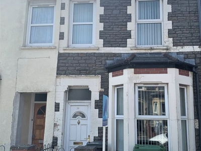 Terraced house for sale in Craddock Street, Cardiff CF11