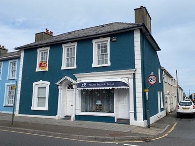 Town house for sale in 6 North Road, Aberaeron SA46