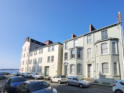 Town house for sale in Sutton Street, Tenby, Pembrokeshire. SA70