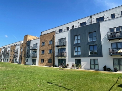 2 bedroom apartment for rent in Ivy Apartments, Stockwood Gardens, LU1