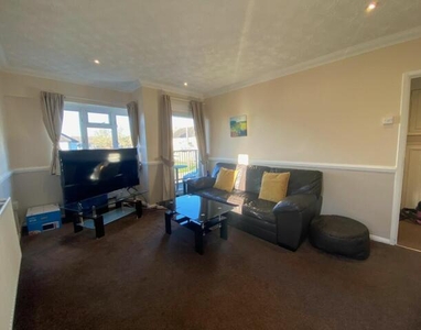 1 Bedroom Apartment For Sale In Borehamwood
