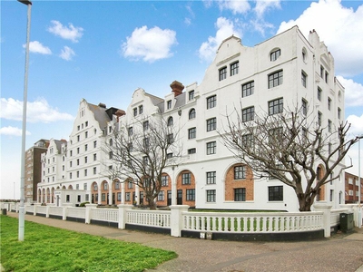 1 bedroom apartment for sale in Dolphin Lodge, Grand Avenue, Worthing, BN11