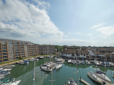 2 bedroom apartment for sale in Oyster Quay with Garage, Port Solent, PO6