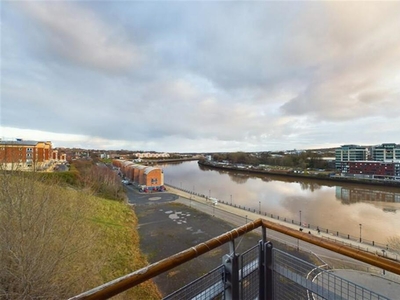2 bedroom apartment for sale in Quayside, Newcastle Upon Tyne, NE1