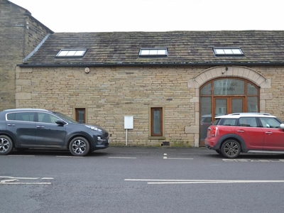 2 bedroom barn conversion for sale in Town Lane, Idle,, BD10