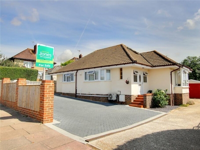 2 bedroom bungalow for sale in Ivydore Avenue, Worthing, West Sussex, BN13