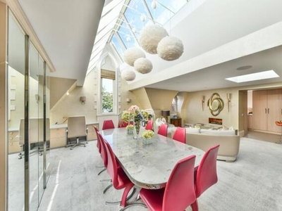 2 Bedroom Flat For Sale In The Bromptons, Fulham Road