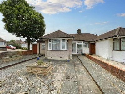 3 Bedroom Bungalow Bromley Greater London