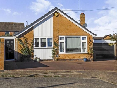 3 Bedroom Bungalow For Sale In Bramcote, Nottingham
