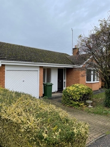 3 bedroom detached bungalow for rent in Little Johns Close, Peterborough, Cambridgeshire, PE3