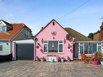 3 Bedroom Detached Bungalow For Sale In Holland-on-sea