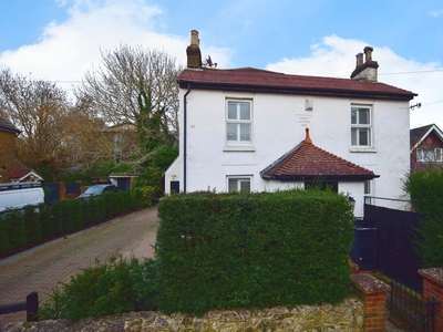 3 bedroom detached house for sale in Boxley Road, Maidstone, ME14