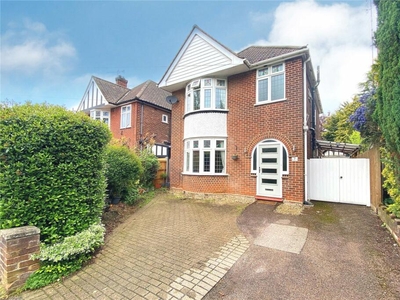 3 bedroom detached house for sale in Colchester Road, Ipswich, Suffolk, IP4