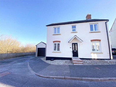 3 Bedroom Detached House For Sale In Launceston, Cornwall