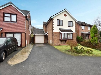 3 Bedroom Detached House For Sale In Oldham, Greater Manchester