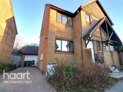 3 bedroom semi-detached house for rent in Forthill Place, Shenley Church End, MK5