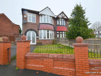 3 Bedroom Semi-detached House For Rent In Newton Heath, Manchester