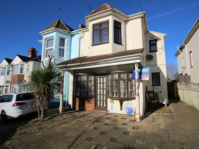 3 bedroom semi-detached house for sale in Itchen, Southampton, SO19