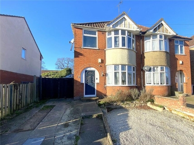 3 bedroom semi-detached house for sale in Lavenham Road, Ipswich, Suffolk, IP2