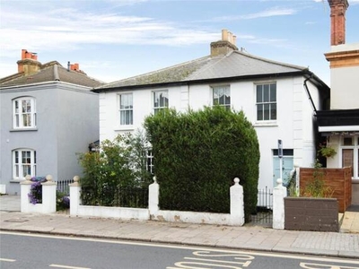 3 Bedroom Semi-detached House For Sale In Teddington