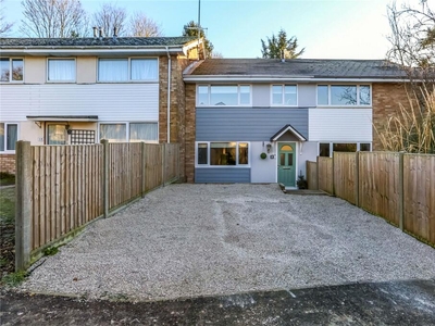 3 bedroom terraced house for sale in Fiona Close, Winchester, Hampshire, SO23