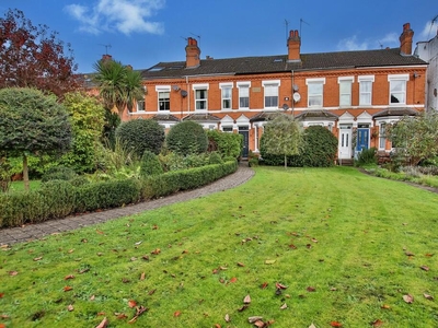 3 bedroom terraced house for sale in Lavender Road, Barbourne, Worcester, WR3