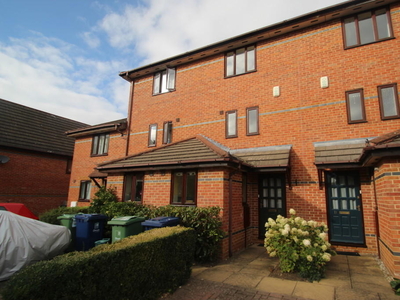 3 bedroom town house for rent in Kirby Place, Temple Cowley, OX4