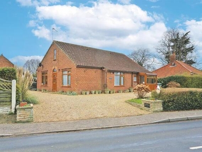 4 Bedroom Bungalow For Sale In Acle, Norwich