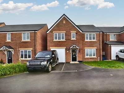 5 bedroom detached house for sale in 5 Bedroom House For Sale on Cypress Point Grove, Newcastle Upon Tyne, NE13