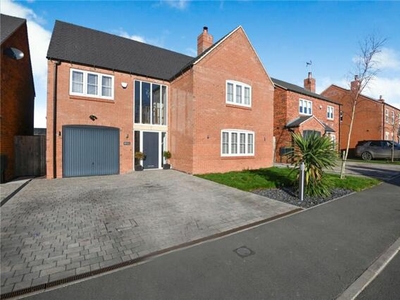 4 Bedroom Detached House For Sale In Atherstone, Warwickshire