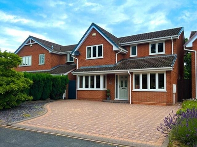 4 Bedroom Detached House For Sale In Burntwood