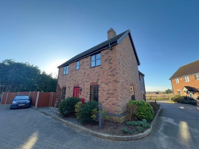 4 Bedroom Detached House For Sale In Flitton, Bedfordshire