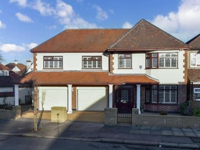 4 Bedroom Detached House For Sale In Ilford
