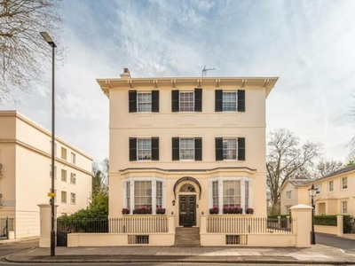 4 Bedroom Detached House For Sale In Regent's Park, London