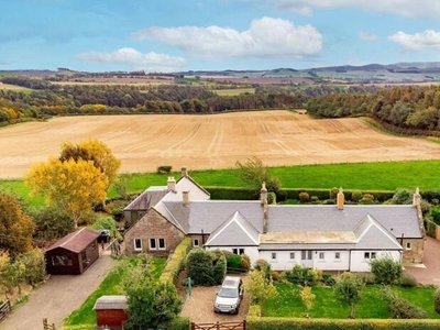 4 Bedroom End Of Terrace House For Sale In Coldstream, Scottish Borders
