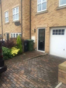 4 Bedroom House For Rent In Gateshead