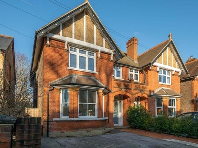 4 Bedroom Semi-detached House For Sale In Reigate