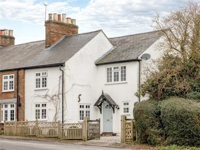 4 Bedroom Semi-detached House For Sale In Tring, Hertfordshire