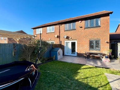 4 bedroom semi-detached house for sale in Eastbourne, East Sussex, BN22