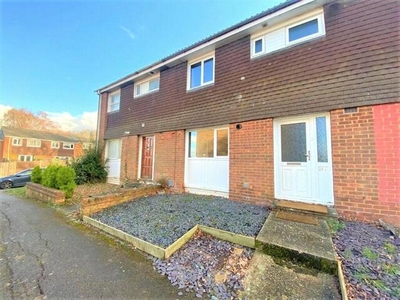 4 Bedroom Terraced House For Rent In Guildford, Surrey