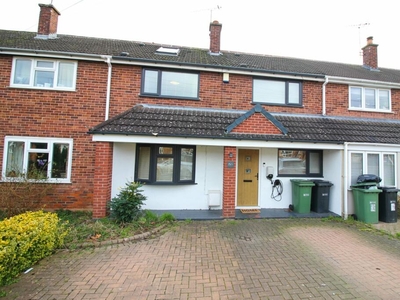 4 bedroom terraced house for sale in Keswick Drive, Worcester, WR4