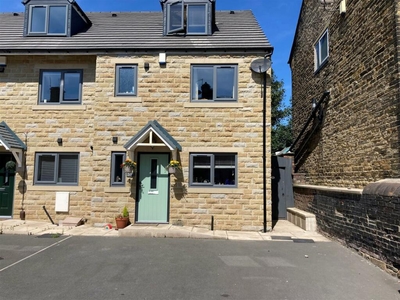 4 bedroom town house for sale in Station Mews,Terry Road, Low Moor, Bradford, BD12