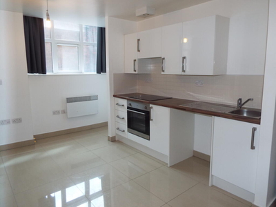 5 bedroom apartment for rent in Clyde Court, Leicester, LE1 2AW, LE1