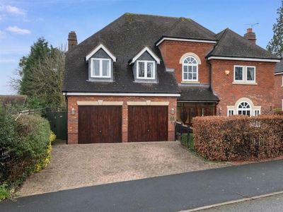 5 bedroom detached house for sale in Grange Lane, Fernhill Heath, Worcester, WR3