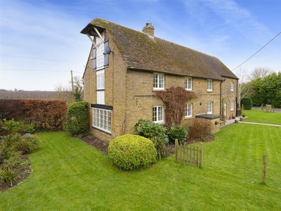 5 bedroom detached house for sale in Little Fleming Farm, Fleming Road, Woodnesborough, CT13