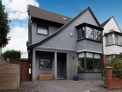 5 Bedroom House For Sale In Golders Green