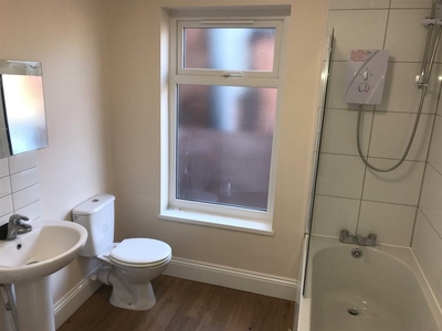 5 bedroom house share for rent in Room 2, Flat 320, Beverley Road, Hull, HU5