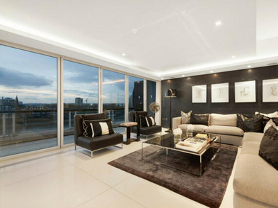 5 Bedroom Penthouse For Rent In London