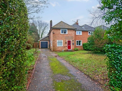 4 bedroom semi-detached house for sale in Olivers Battery Road South, Winchester, SO22